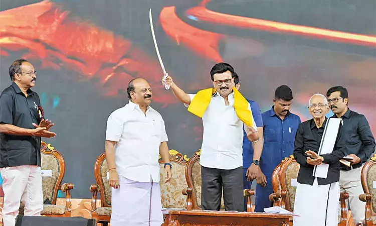 தமிழ்நாட்டை நாசப்படுத்த துடிக்கும் கூட்டத்தை... ... இன்றைய முக்கிய செய்திகள்.. சில வரிகளில்.. 05-10-2025