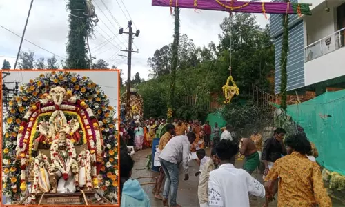 வண்டிச்சோலையில் கோலாகல விழா.. மேள தாளம் முழங்க நடைபெற்ற உறியடி உற்சவம்