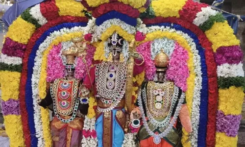 வள்ளிமலை அருகே ராமர் உற்சவம்.. திரளான பக்தர்கள் தரிசனம்