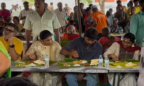 “இட்லி கடை” படம் வெற்றி: சொந்த ஊரில் கிடா வெட்டி விருந்தளித்த தனுஷ்