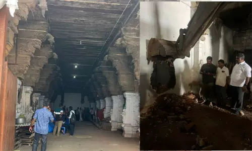 40 ஆண்டுகளுக்கு பிறகு கன்னியாகுமரி பகவதி அம்மன் கோவில் மண்டப கடைகள் இடித்து அகற்றம் 40 ஆண்டுகளுக்கு பிறகு கன்னியாகுமரி பகவதி அம்மன் கோவில் மண்டப கடைகள் இடித்து அகற்றம்