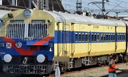 புறநகர் ரெயில் சேவை நாளை ரத்து