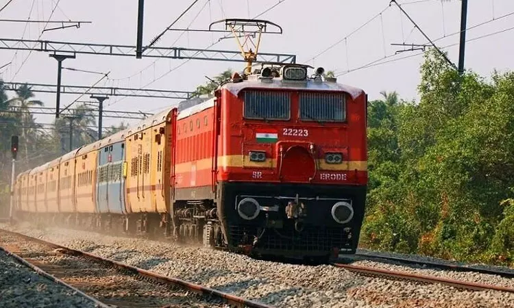 முன்பதிவு டிக்கெட் தேதியை மாற்றிக்கொள்ளும் வசதி - ஜனவரி முதல் நடைமுறைக்கு வருகிறது முன்பதிவு டிக்கெட் தேதியை மாற்றிக்கொள்ளும் வசதி - ஜனவரி முதல் நடைமுறைக்கு வருகிறது