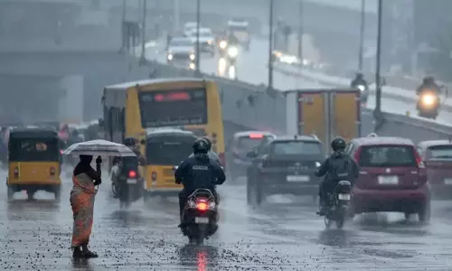 எந்தெந்த மாவட்டங்களில் இன்று கனமழைக்கு வாய்ப்பு..? வெளியான தகவல் எந்தெந்த மாவட்டங்களில் இன்று கனமழைக்கு வாய்ப்பு..? வெளியான தகவல்