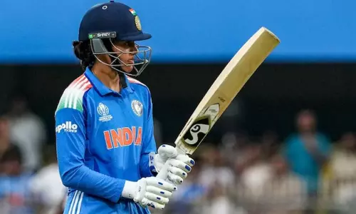 ஐசிசி தரவரிசை: முதலிடத்தில் நீடிக்கும் ஸ்மிருதி மந்தனா