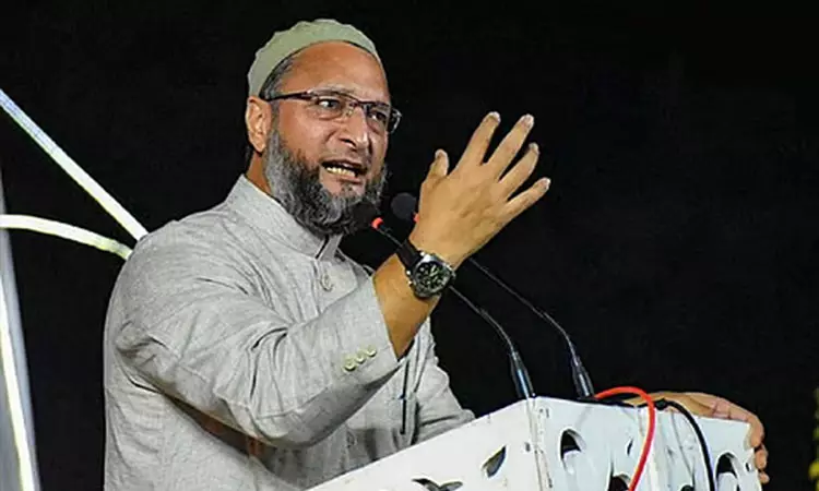 சுப்ரீம் கோர்ட்டு தலைமை நீதிபதி மீது காலணி வீசியவர் முஸ்லிம் என்றால்... கொளுத்தி போட்ட ஒவைசி