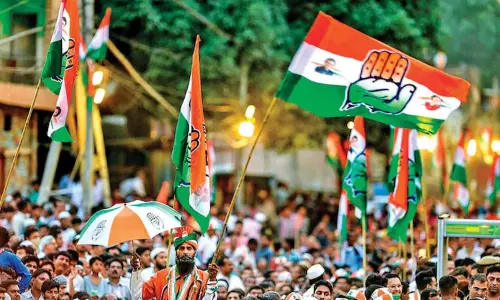 பீகார் தேர்தல்: காங்கிரஸ் தேர்தல் குழு இன்று ஆலோசனை