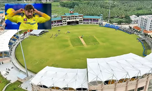 மதுரையில் கிரிக்கெட் ஸ்டேடியத்தை திறந்து வைத்தார் தோனி மதுரையில் கிரிக்கெட் ஸ்டேடியத்தை திறந்து வைத்தார் தோனி