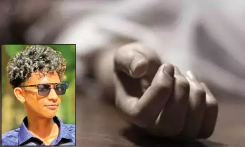 உடற்பயிற்சி செய்த பிளஸ்-2 மாணவர் மயங்கி விழுந்து உயிரிழப்பு உடற்பயிற்சி செய்த பிளஸ்-2 மாணவர் மயங்கி விழுந்து உயிரிழப்பு