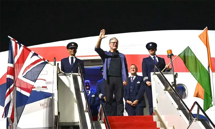 இந்திய பயணம் நிறைவு: இங்கிலாந்து புறப்பட்டார் கீர் ஸ்டார்மர்