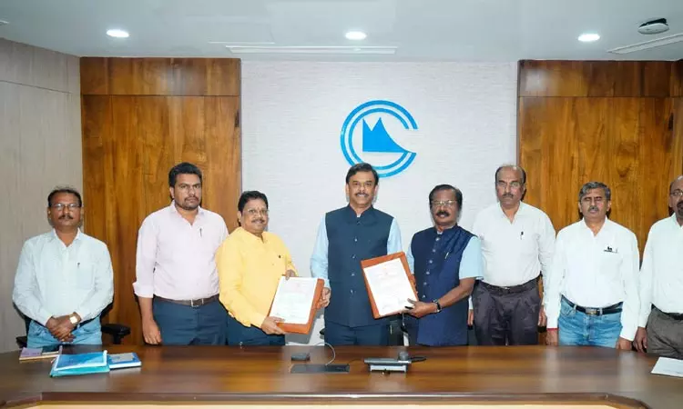 சென்னை மெட்ரோ ரெயில் 2-ம் கட்ட பணி:  ரூ.250 கோடிக்கு ஒப்பந்தம்