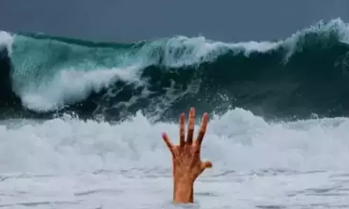 திருச்செந்தூர் கடல் அலையில் சிக்கி வாலிபர் உயிரிழப்பு