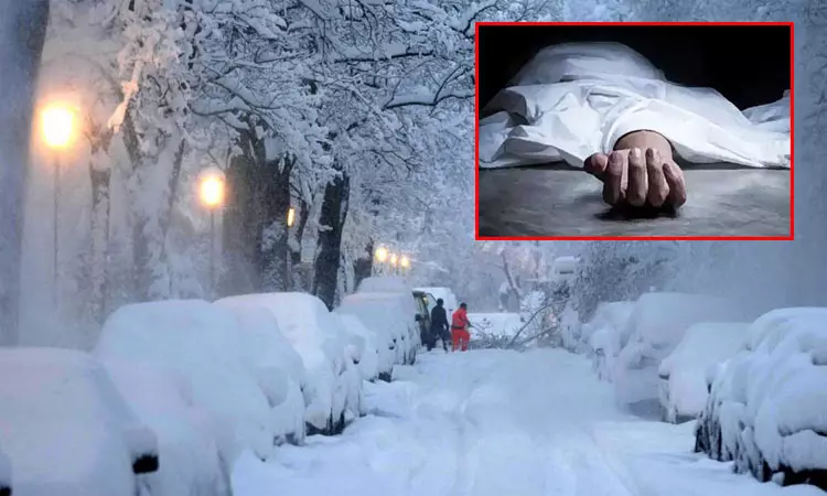 காஷ்மீர்: பனிப்புயலில் சிக்கி 2 ராணுவ வீரர்கள் பலி காஷ்மீர்: பனிப்புயலில் சிக்கி 2 ராணுவ வீரர்கள் பலி