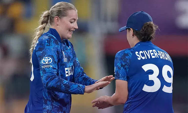 மகளிர் உலகக்கோப்பை: இலங்கை அணியை 89 ரன்கள் வித்தியாசத்தில் வீழ்த்தி இங்கிலாந்து வெற்றி