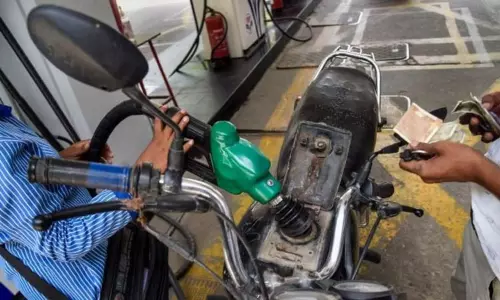 சென்னையில் இன்றைய பெட்ரோல், டீசல் விலை நிலவரம்