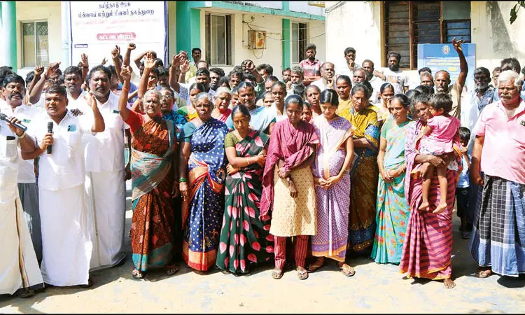 ராமேசுவரம் விசைப்படகு மீனவர்கள் 2ஆவது நாளாக வேலைநிறுத்தம் ராமேசுவரம் விசைப்படகு மீனவர்கள் 2ஆவது நாளாக வேலைநிறுத்தம்