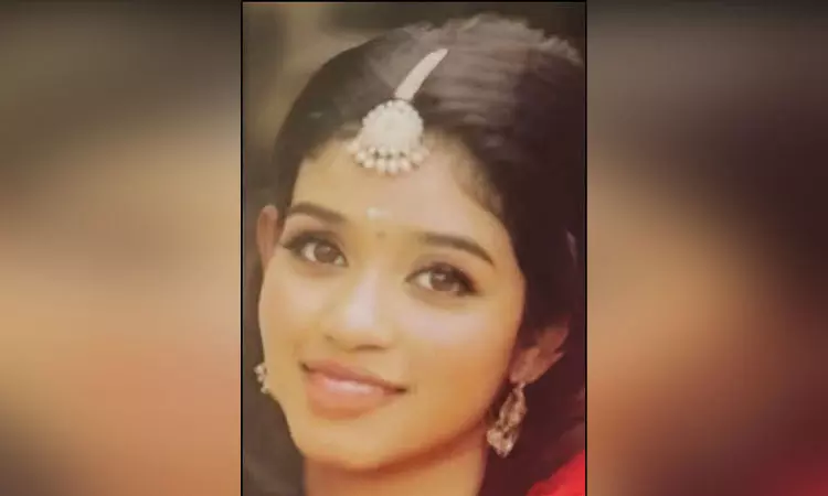 குடும்ப தகராறில் இளம்பெண்ணை அடித்துக்கொன்ற கணவர் கைது