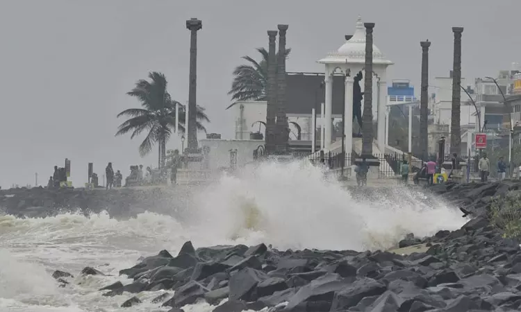 புதுச்சேரியை 3 புயல்கள் தாக்கும் என கணிப்பு