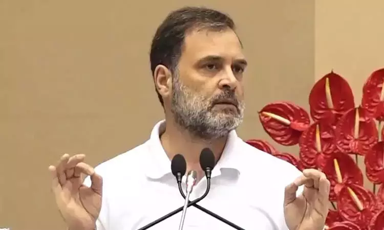 சுதந்திரத்தின் அடித்தளமான கல்வி, சிலரின் சிறப்புரிமை ஆகக்கூடாது - ராகுல்காந்தி