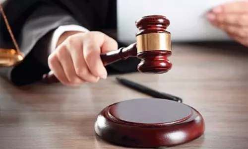 சுப்ரீம் கோர்ட்டு தலைமை நீதிபதி குறித்து அவதூறு: 5 பேர் மீது வழக்கு பாய்ந்தது