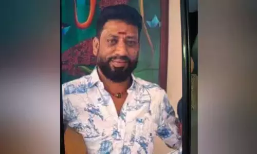 சென்னை: திமுக பிரமுகர் ஓட ஓட வெட்டிக்கொலை சென்னை: திமுக பிரமுகர் ஓட ஓட வெட்டிக்கொலை