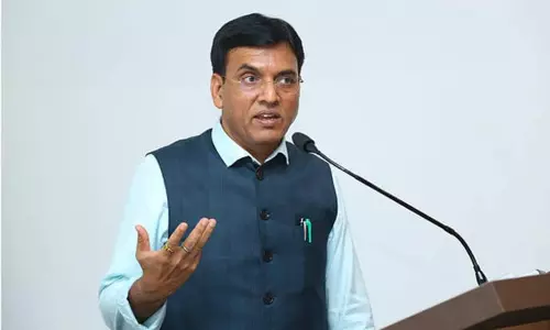 பி.எப். ஓய்வூதியத்தை உயர்த்துவது அமைச்சரவையின் பரிசீலனையில் உள்ளது: மத்திய மந்திரி தகவல்