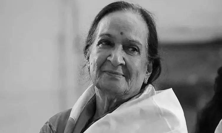 பழம்பெரும் பாடகி பாலசரஸ்வதி தேவி  காலமானார்