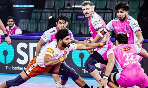 புரோ கபடி லீக்: ஜெய்ப்பூரை வீழ்த்திய புனேரி பால்டன் புரோ கபடி லீக்: ஜெய்ப்பூரை வீழ்த்திய புனேரி பால்டன்