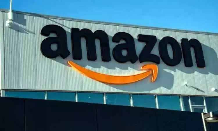அமேசானில் 15 சதவீத ஊழியர்களை பணி நீக்கம் செய்ய முடிவு