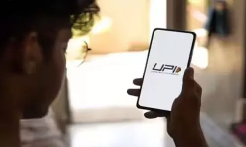 இந்தியாவில் யு.பி.ஐ. மூலம் 85 சதவீத டிஜிட்டல் பணப் பரிமாற்றம் - ரிசர்வ் வங்கி கவர்னர் தகவல் இந்தியாவில் யு.பி.ஐ. மூலம் 85 சதவீத டிஜிட்டல் பணப் பரிமாற்றம் - ரிசர்வ் வங்கி கவர்னர் தகவல்