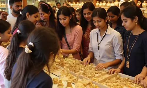 ராக்கெட் வேகத்தில் உயர்ந்த தங்கம் விலை..  மீண்டும் புதிய உச்சம்: ஒரு சவரன் ரூ.97 ஆயிரத்தை தாண்டியது