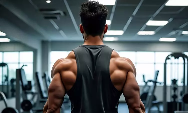 காதலியை சந்தித்தபோது விபரீதம்? - மாடியில் இருந்து விழுந்த ‘ஜிம் மாஸ்டர் படுகாயம்