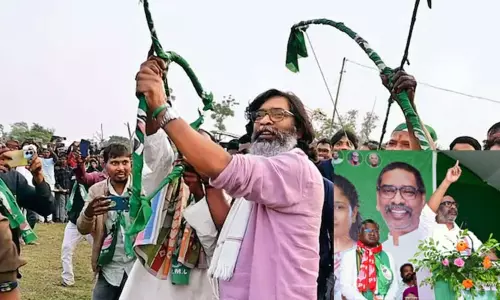 பீகார் தேர்தலில் போட்டியிடும் ஜார்க்கண்ட் முக்தி மோர்ச்சா...! பீகார் தேர்தலில் போட்டியிடும் ஜார்க்கண்ட் முக்தி மோர்ச்சா...!