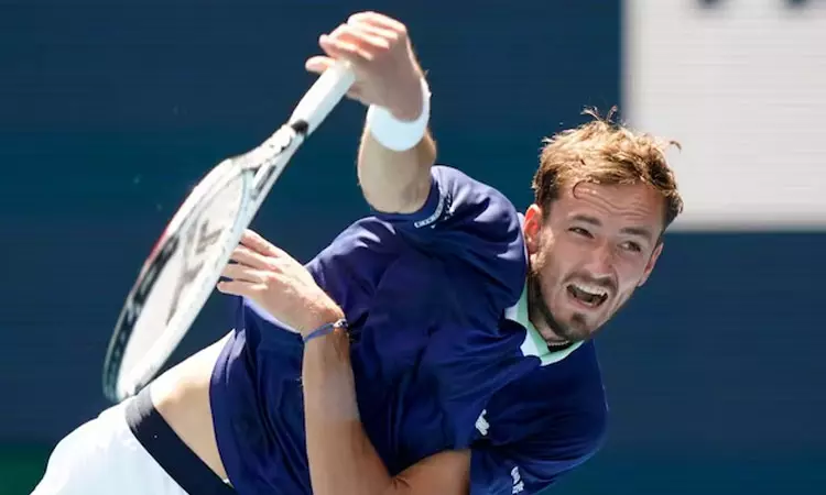 அல்மாட்டி ஓபன் டென்னிஸ்: சாம்பியன் பட்டம் வென்ற மெத்வதேவ்