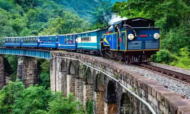 மேட்டுப்பாளையம் - உதகை பாதையில் 3வது நாளாக மலை ரயில் சேவை ரத்து