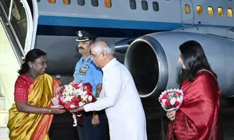 சபரிமலையில் நாளை ஜனாதிபதி திரவுபதி முர்மு சாமி தரிசனம் சபரிமலையில் நாளை ஜனாதிபதி திரவுபதி முர்மு சாமி தரிசனம்