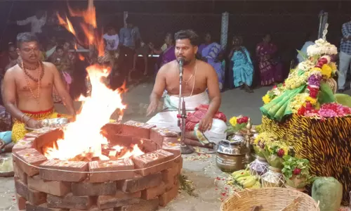 திண்டுக்கல்: அங்காள பரமேஸ்வரி அம்மன் ஆலயத்தில் அமாவாசை யாகம்