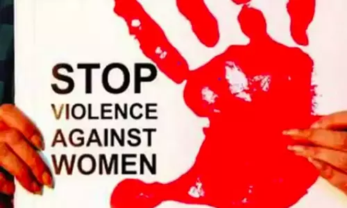 சிகிச்சைக்கு வந்த இளம்பெண்ணுக்கு பாலியல் தொல்லை கொடுத்த டாக்டர் - அதிர்ச்சி சம்பவம்