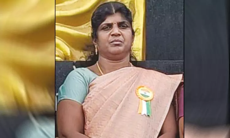 தாமதமாக செலுத்திய சொத்துவரி.. ஆலங்குளம் பேரூராட்சி தலைவி தகுதி நீக்கம்