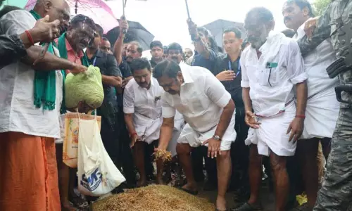 போர்க்கால அடிப்படையில் நெல் கொள்முதல் செய்ய வேண்டும் - எடப்பாடி பழனிசாமி வலியுறுத்தல் போர்க்கால அடிப்படையில் நெல் கொள்முதல் செய்ய வேண்டும் - எடப்பாடி பழனிசாமி வலியுறுத்தல்