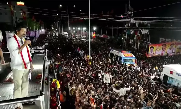 கரூர் நெரிசல் சம்பவ விசாரணையை மேற்பார்வையிட 2 ஐ.பி.எஸ். அதிகாரிகள் நியமனம்