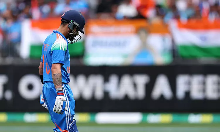 ஆஸ்திரேலியாவுக்கு எதிரான  2-வது போட்டியிலும் விராட் கோலி டக் அவுட்: ரசிகர்கள் ஏமாற்றம்