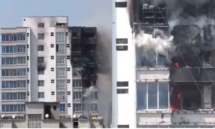 மும்பை; வணிக மையத்தில் பயங்கர தீ விபத்து-  மீட்பு பணிகள் தீவிரம்