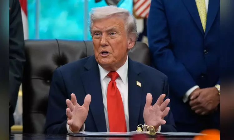 இந்த ஆண்டு இறுதிக்குள் ரஷியாவிடம் இருந்து எண்ணெய் வாங்குவதை இந்தியா குறைத்து விடும் - டிரம்ப் இந்த ஆண்டு இறுதிக்குள் ரஷியாவிடம் இருந்து எண்ணெய் வாங்குவதை இந்தியா குறைத்து விடும் - டிரம்ப்