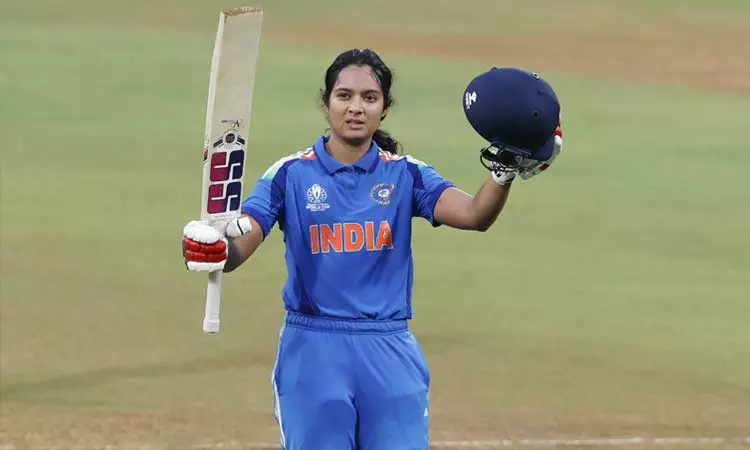 மகளிர் உலக கோப்பை கிரிக்கெட்: இந்திய அணி 329 ரன்கள் குவிப்பு மகளிர் உலக கோப்பை கிரிக்கெட்: இந்திய அணி 329 ரன்கள் குவிப்பு