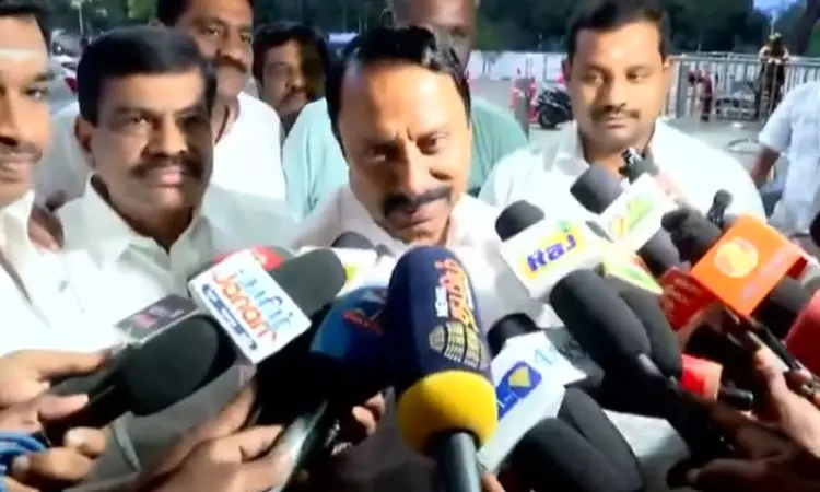 கட்சி தலைமைக்கு 10 நாட்கள் கெடு விதிக்கவில்லை - செங்கோட்டையன் விளக்கம் கட்சி தலைமைக்கு 10 நாட்கள் கெடு விதிக்கவில்லை - செங்கோட்டையன் விளக்கம்