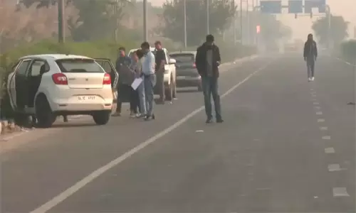 பீகாரை சேர்ந்த 4 ரவுடிகள், டெல்லியில்  என்கவுன்ட்டரில்  சுட்டுக்கொலை