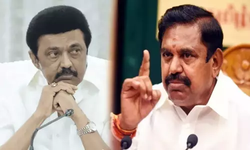 விவசாயிகள் படும் சிரமங்களை கண்டுகொள்ளாமல் செயல்படும் திமுக அரசு - எடப்பாடி பழனிசாமி கண்டனம் விவசாயிகள் படும் சிரமங்களை கண்டுகொள்ளாமல் செயல்படும் திமுக அரசு - எடப்பாடி பழனிசாமி கண்டனம்