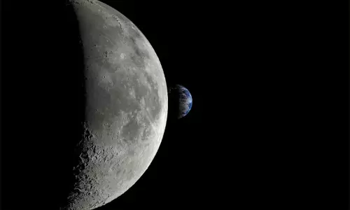 பூமியின் அருகில் சுற்றி வரும் புதிய நிலா; விண்வெளி ஆராய்ச்சியாளர்கள் கண்டுபிடிப்பு