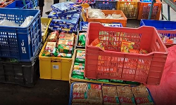 காலாவதியான குழந்தைகள் தின்பண்டங்கள் பறிமுதல் காலாவதியான குழந்தைகள் தின்பண்டங்கள் பறிமுதல்